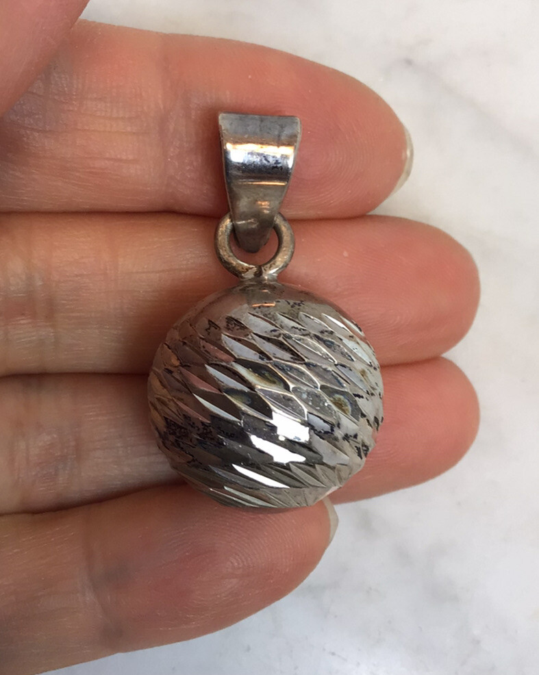 VTG Sterling Silver Etched Jingle Ball Pendant Mexico