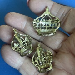 Vintage GoldTone Rhinestone & Faux Pearl Crown Brooch & Earrings Vintage Set I24