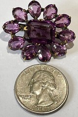 ANTIQUE CZECHOSLOVAKIA FACETED PURPLE CRYSTAL GLASS FLOWER PIN