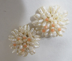Vintage Rice Pearl Cluster Hand Strung Earrings Clip On Coral Bead Floral Clip