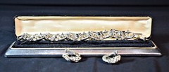 Vintage STAR! Thermoset Leaf Rhinestone/Pearls Bracelet ~ Clip-on Earrings Set