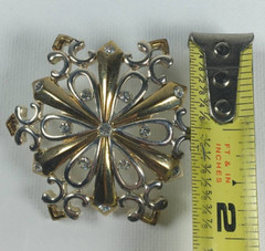 Vintage Metal & Rhinestones Snowflake Shape Brooch Pin Gold Tone Women’s Jewelry