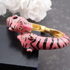 Vintage KJL Kenneth J Lane Pink Enamel Tiger 6 3/4″ Clamper Gold Tone Bracelet
