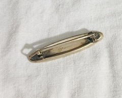 VICTORIAN BAR PIN GOLD TONE , STERLING BACK BLACK ENAMEL ETCHED TOP ON GOLD 1″