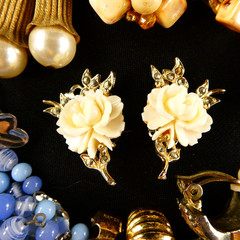 Vintage Clip On Earrings Lot 20 Pairs Retro Jewelry Floral Grape Cluster Enamel