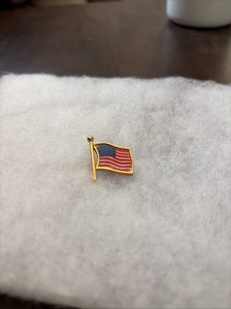 Vintage Gold Tone USA American Red White And Blue Flag Lapel Pin Tie Tack