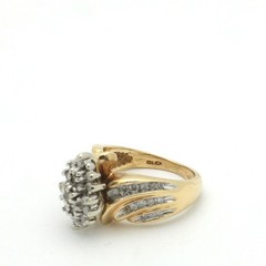 Vintage 1980s 10K Yellow Gold Diamond (.99 TCW) Cluster Statement Ring-Size 4.75