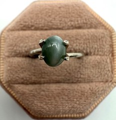 1.36ct Chrysoberyl Cats Eye 6.5 x 5.2mm