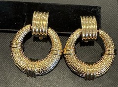 Vintage Les Bernard Vogue Gold Tone Door Knockers RUNWAY Clip Earrings Statement