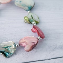 Vintage Stretch Bracelet Colorful Dyed Shell?
