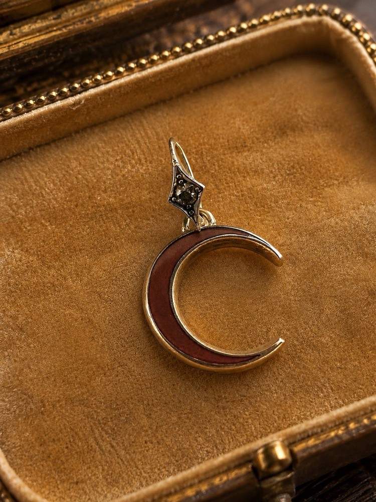 Antique Victorian 9ct Gold Red Enamel Crescent Moon Pendant Diamond Bale