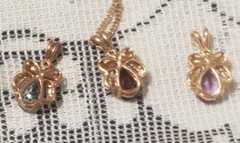 Necklace With Teardrop Pendants Simulated Garnet Amethyst Aquamarine GoldTone