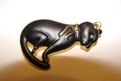 VINTAGE GOLD TONE BLACK KITTY CAT RHINESTONE EYE BROOCH 1 3/4″