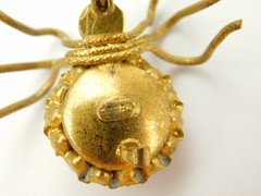 Vintage Czech Glass Speckled Red Brass Spider Brooch Pin 1 3/8″ Halloween