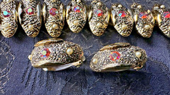 vtg Judy-Lee signed bronzetone iridescent glass cabochons bracelet earrings set
