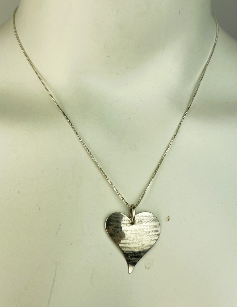 Vintage 70s Sterling Silver 925 Heart Pendant Necklace 17.75″, K53