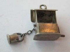 VTG Sterling Movable WISHING WELL Bucket Moves Silver Bracelet Charm