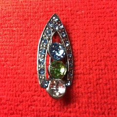 Spear Point Pewter Colored Crystal Stones Pin Back Accessory Brooch