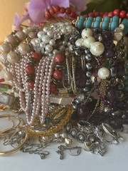 mystery jewelry jar vintage