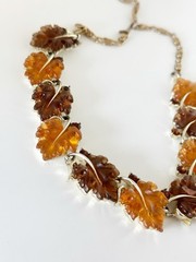 Vintage LISNER Jelly Lucite Leaf Necklace Orange Brown Molded Leaves Gold Tone