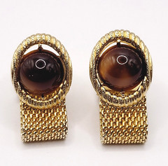 Swank Brown Lucite Tigers Eye Cabochon Center Gold Mesh Wrap Fancy Cufflinks