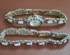 FMD Vintage Cameo Watch Bracelet Set Gold Tone MOP Face 7″ Adjustable Working