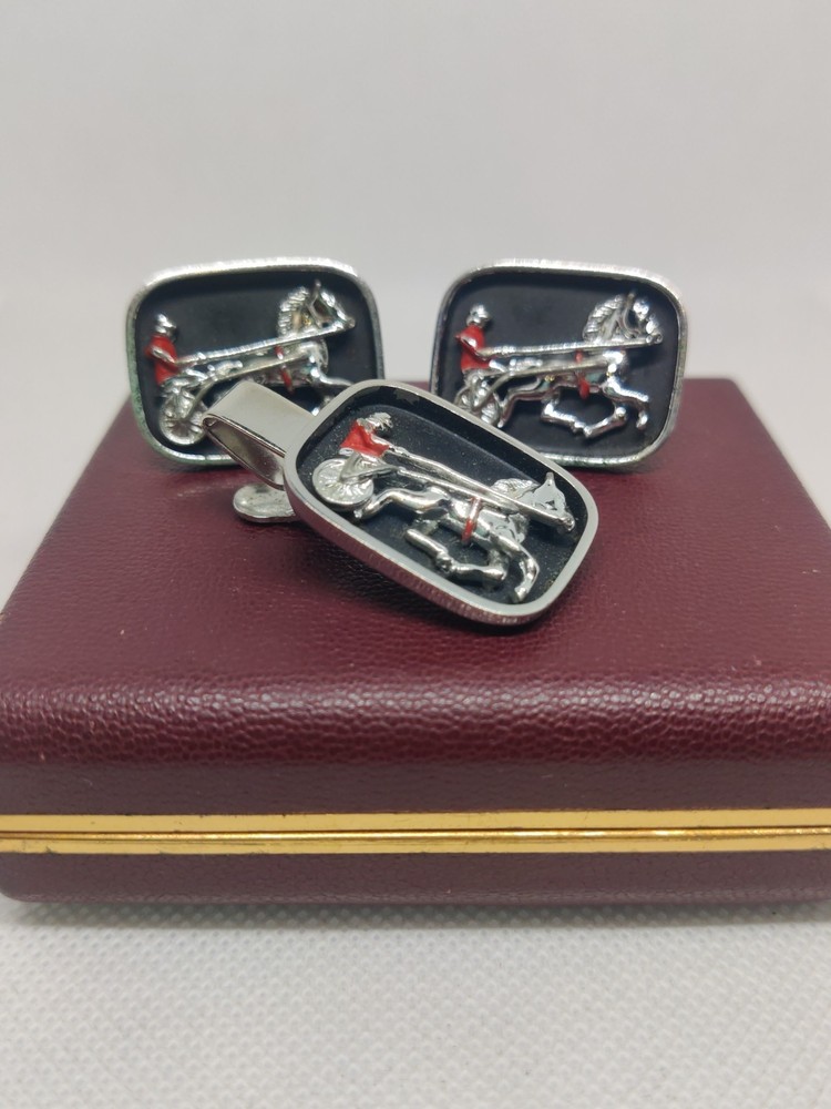 Retro Swank Cufflinks & Tie Bar Set Silvertone W/Enamel Jockey Harness Racing