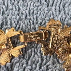 Vintage Napier Gold Tone Textured Fall Maple Leaf Choker Necklace 16″ Signed