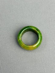 Bakelite Size 6.5 Vintage Green Marbled Chunky Ring