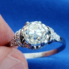 Original EARTH MINED DIAMOND Cushion cut Deco Engagement Ring PLATINUM Solitare