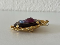 Vintage Juliana Cameo for Celebrity NY Gold Tone Brooch Pin Pendant
