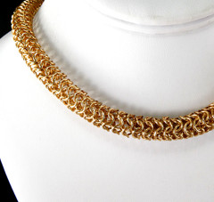 Nicole Miller Chainmail Necklace Gold Tone Thick 21″ Length