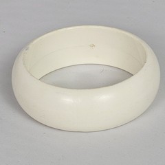 Vintage 80s Off White Bangle Bracelet Chunky Wide Band Costume Jewelry Hong Kong