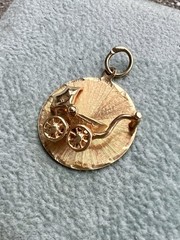 Estate Baby Child Carriage Stroller Pendant Charm 14K Yellow Gold 2.4g