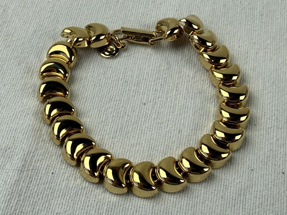 Pilar Crespi Vintage Gold tone Contemporary Style half-moon Chunky Link Bracelet
