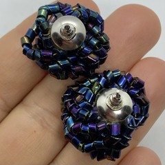Vtg Iridescent Peacock Purple Blue Bugle Glass Knotted Bead Huggie Earrings Post