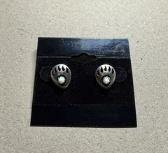 Gorgeous Pair of Vintage Navajo Sterling Silver Opal Cabochon Bear Paw Earrings