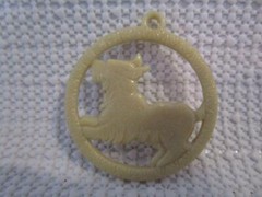 Vintage Celluloid 1.5″ Charm Pendant Ornament Scottie Terrier Westie Dog 1940’s