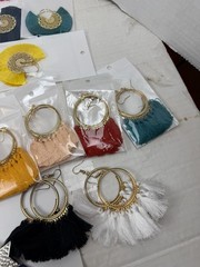 Huge Modern Costume Jewelry Lot 90+ Pieces Earrings Bracelets Eyeglass Chains Et