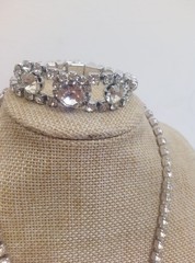 Vtg Luxury Rhinestone jewelry set Statement Crystal Silver Clasp Bib Tone Clear