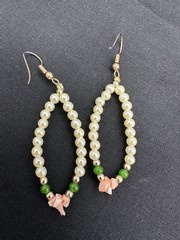Vtg Hawaiian Beaded Faux Pearl Dangle Earrings Coral Boho Coastal Beach Chic