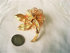 Vintage Pink White and Gold Tone Lacy Flower Pin Brooch With Green Leaves KJ