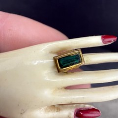 Vintage Hand Brooch Plastic Ring Watch READ