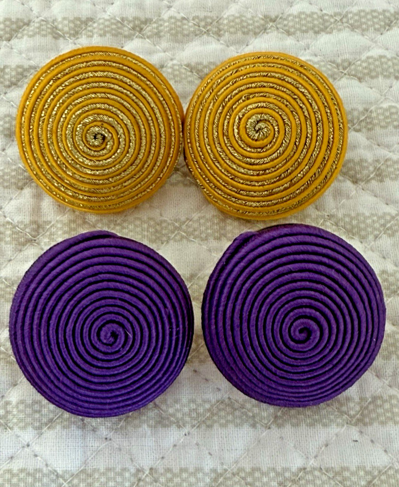 Vintage 1970s – 1990s Bold Swirl Round Braided Pierced Earrings (2 pairs)