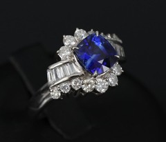 Fine 2.25ct GIA Blue Cushion Sapphire 0.80ct Diamond Platinum Ring, Size 7