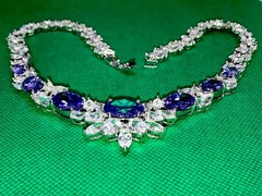 Vintage High-End Rich Rhinestones Clear & Amethyst Sparkling Stones Necklace