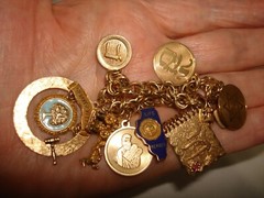 Vintage 14K Gold 8 Pc Charms Ruby Enamel Jewish Judaica Moses Hanukah Bracelet