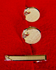 Vintage Swank Gold Tone Mesh Cufflinks and Clip Tie Bar Set Men’s