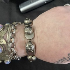 Vtg Rare SilverTone 8″ Baseball Cap Link Bracelet 50s Novelty Sport Memorabilia