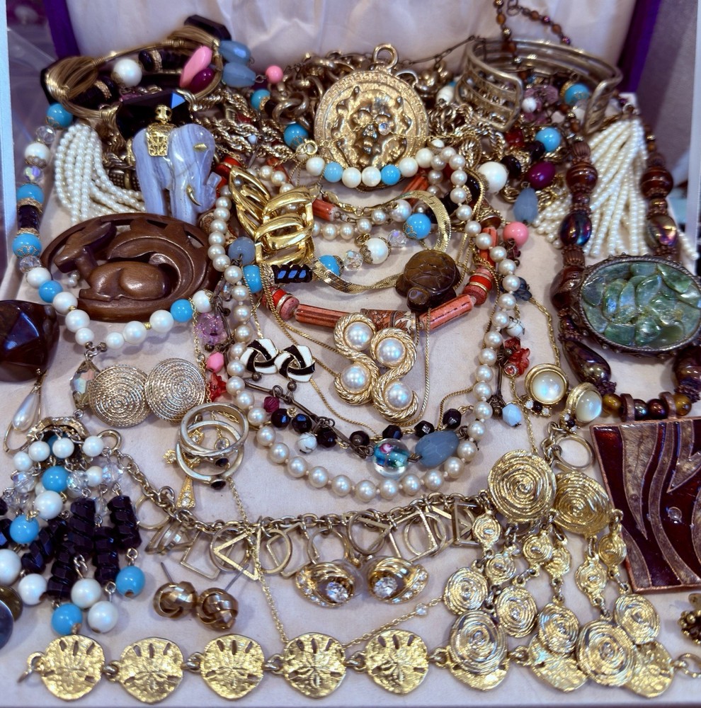 Vintage Estate Costume Jewelry Lot! AVON, NAPIER and more!